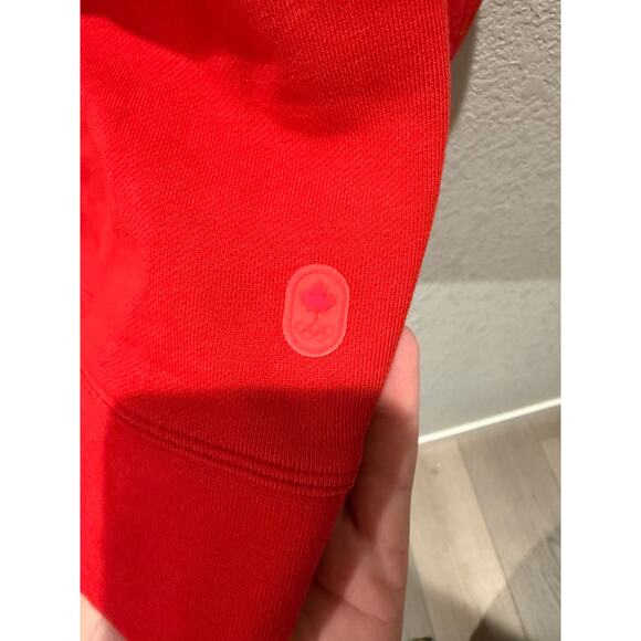Lululemon Team Canada Perfectly Oversized Crew in Red Size 2 - Picture 6 of 11